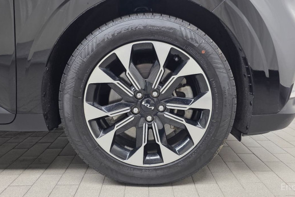 2023 Kia Carnival с пробегом 40 924 км