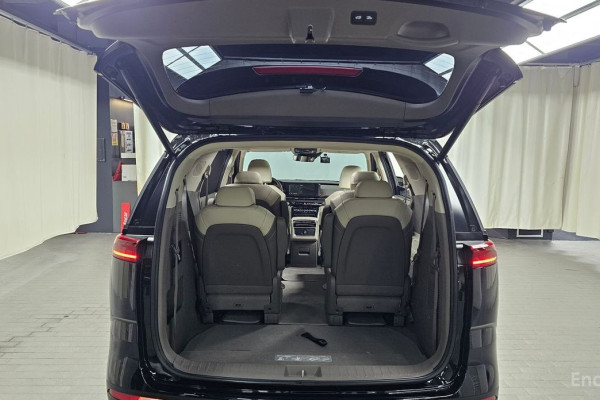 2022 Kia Carnival с пробегом 54 777 км