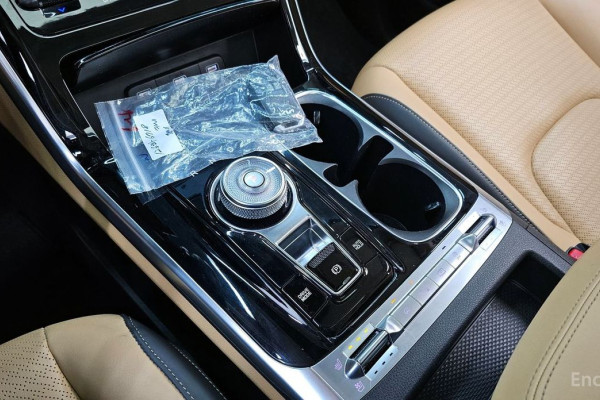 2022 Kia Carnival с пробегом 65 231 км