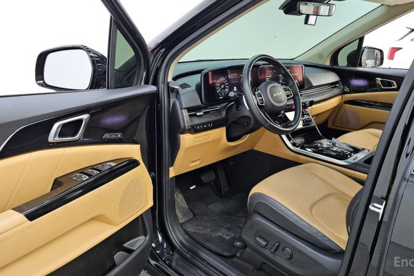 2022 Kia Carnival с пробегом 65 231 км