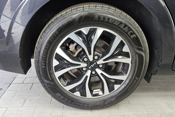 2021 Kia Carnival с пробегом 48 692 км