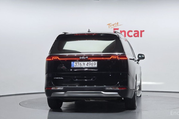 2022 Kia Carnival с пробегом 54 655 км