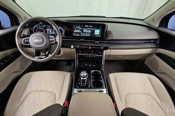 2021 Kia Carnival с пробегом 48 692 км