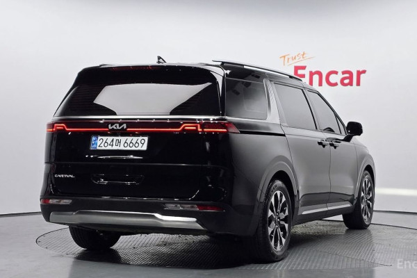 2022 Kia Carnival с пробегом 119 328 км