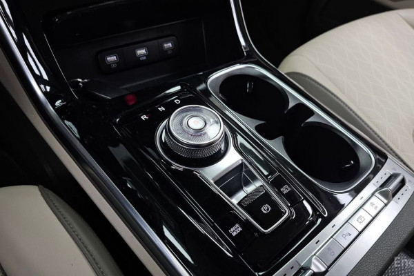 2021 Kia Carnival с пробегом 48 692 км