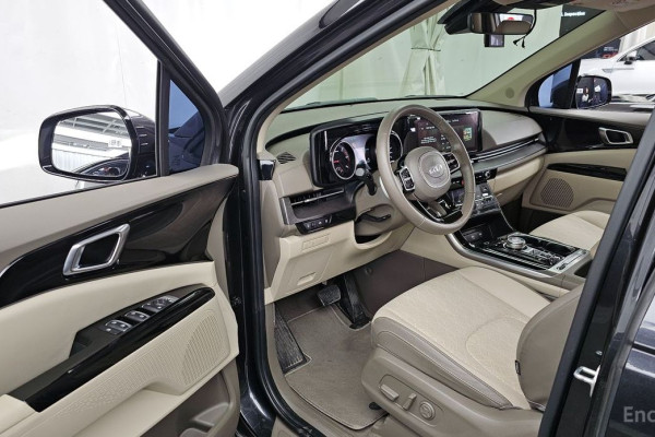 2021 Kia Carnival с пробегом 48 692 км