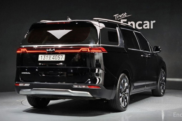 2022 Kia Carnival с пробегом 37 658 км