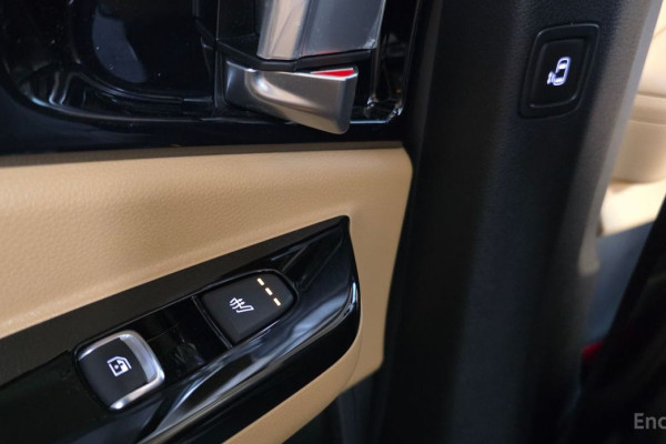 2023 Kia Carnival с пробегом 40 924 км