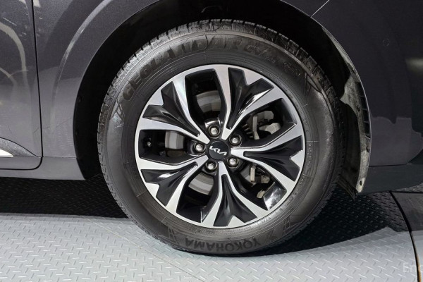 2023 Kia Carnival с пробегом 93 759 км