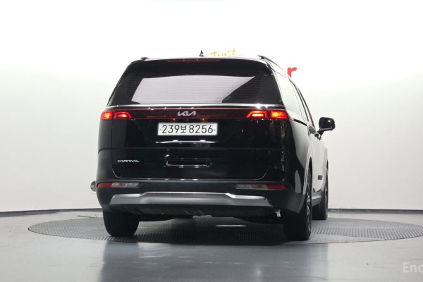 2022 Kia Carnival с пробегом 37 827 км