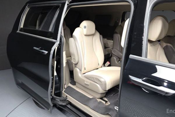 2021 Kia Carnival с пробегом 112 581 км