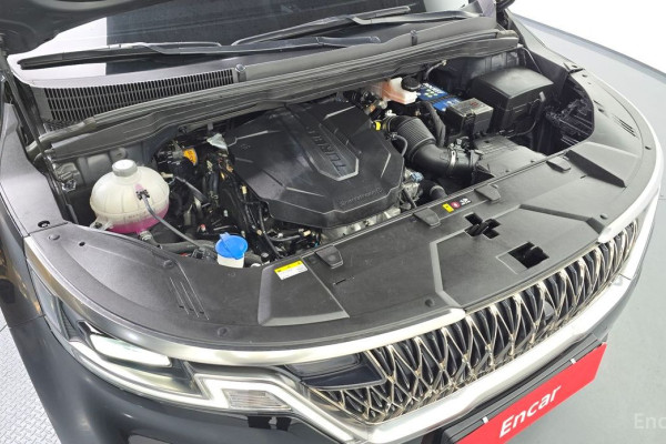 2022 Kia Carnival с пробегом 37 827 км