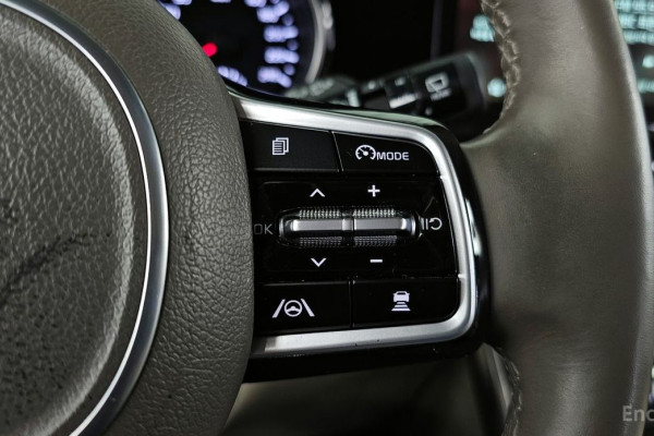 2021 Kia Carnival с пробегом 48 692 км