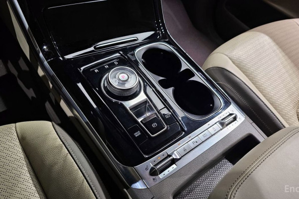 2022 Kia Carnival с пробегом 37 658 км