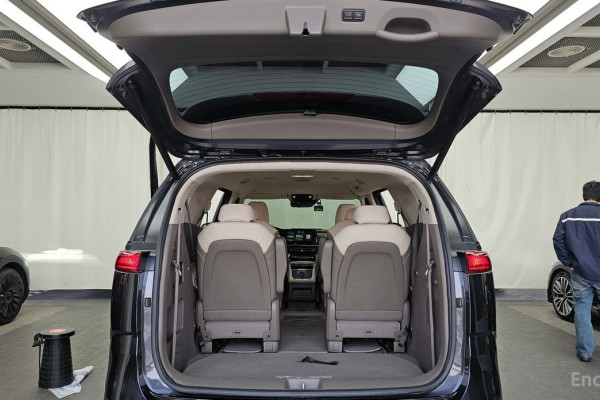 2021 Kia Carnival с пробегом 48 692 км