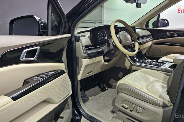 2022 Kia Carnival с пробегом 37 658 км