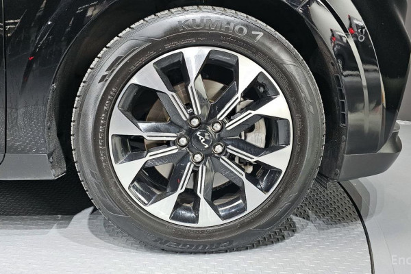 2022 Kia Carnival с пробегом 71 973 км