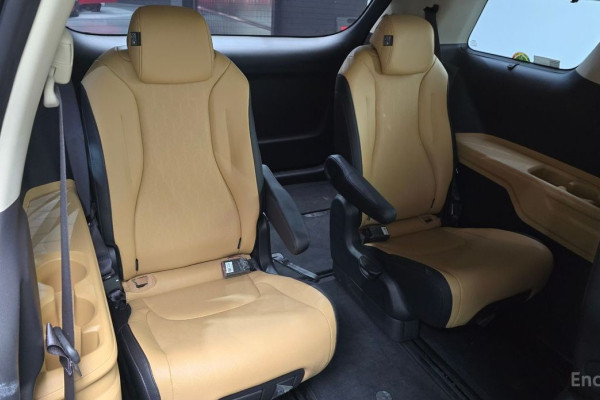 2022 Kia Carnival с пробегом 37 827 км