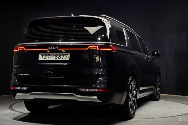 2022 Kia Carnival с пробегом 68 666 км