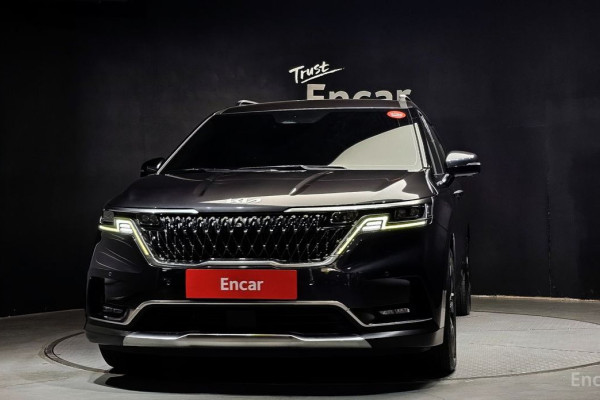 2022 Kia Carnival с пробегом 68 666 км