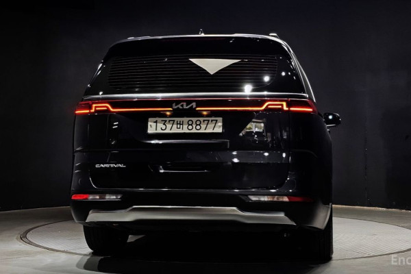 2022 Kia Carnival с пробегом 68 666 км