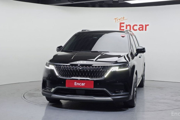 2023 Kia Carnival с пробегом 46 109 км