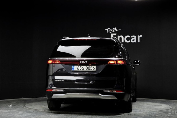 2021 Kia Carnival с пробегом 48 266 км
