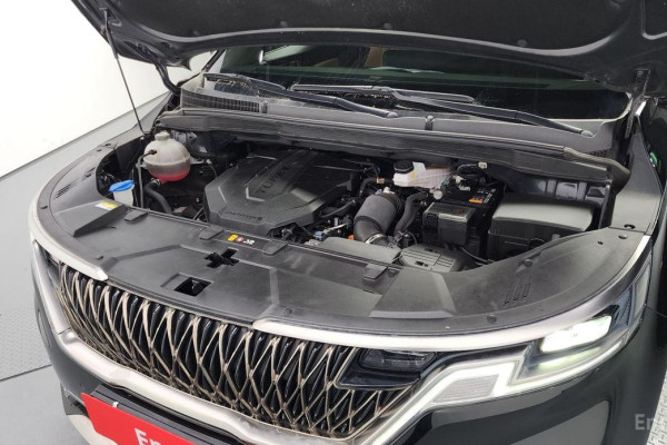 2023 Kia Carnival с пробегом 55 482 км