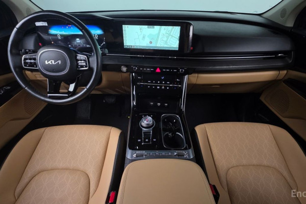 2023 Kia Carnival с пробегом 46 109 км