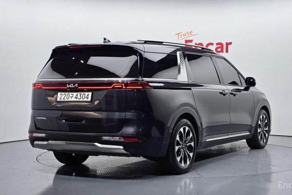 2023 Kia Carnival с пробегом 80 065 км