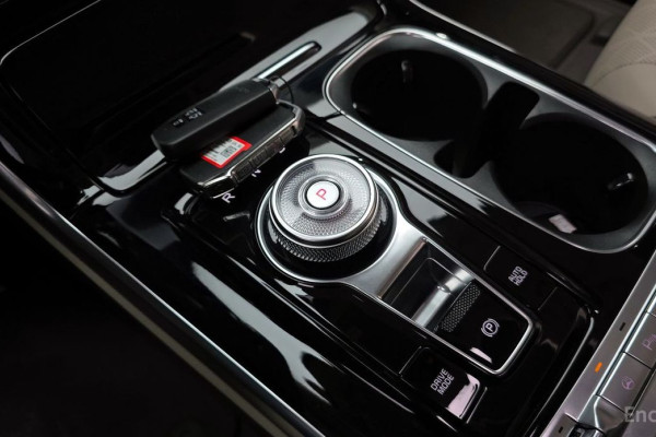 2022 Kia Carnival с пробегом 20 324 км