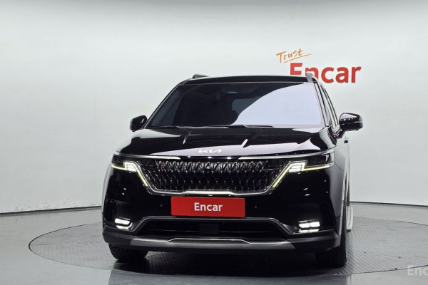 2022 Kia Carnival с пробегом 56 141 км