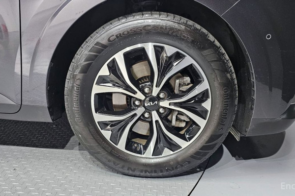 2022 Kia Carnival с пробегом 33 321 км