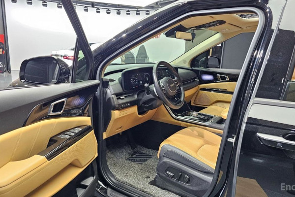 2023 Kia Carnival с пробегом 95 425 км