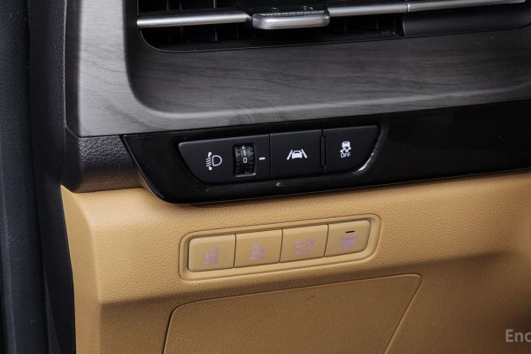 2023 Kia Carnival с пробегом 55 482 км