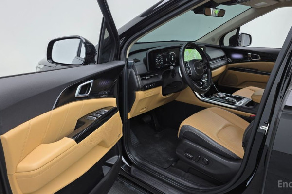 2023 Kia Carnival с пробегом 75 673 км