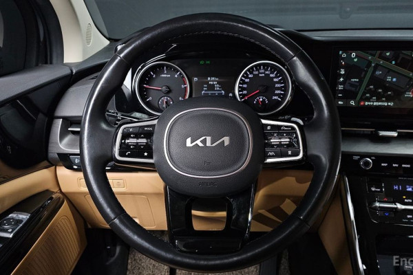 2021 Kia Carnival с пробегом 48 266 км