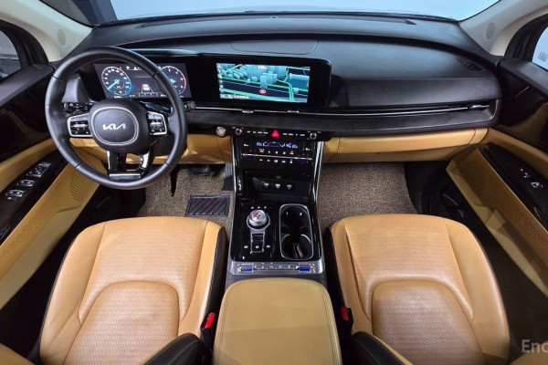 2022 Kia Carnival с пробегом 56 141 км