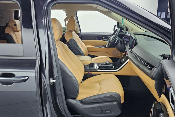 2023 Kia Carnival с пробегом 80 065 км