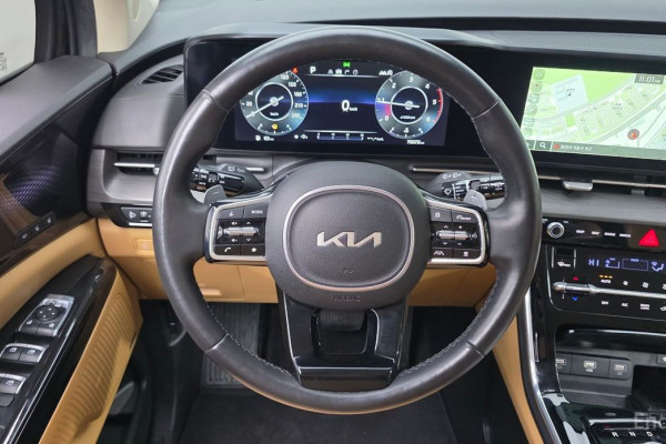 2023 Kia Carnival с пробегом 75 673 км