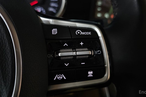 2021 Kia Carnival с пробегом 48 266 км