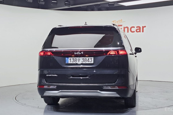 2021 Kia Carnival с пробегом 63 887 км