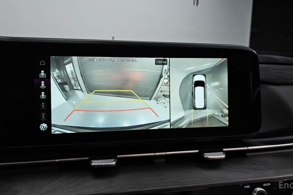 2023 Kia Carnival с пробегом 13 584 км