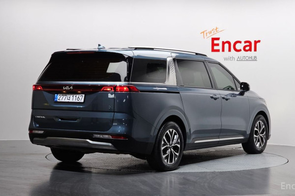2022 Kia Carnival с пробегом 61 147 км