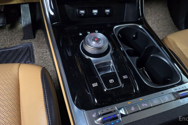 2022 Kia Carnival с пробегом 56 141 км