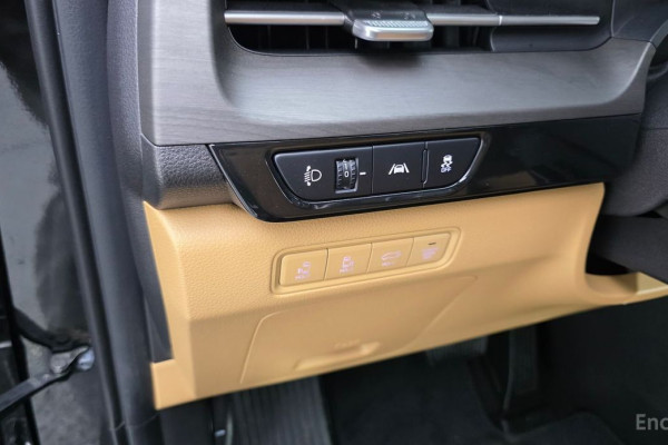 2023 Kia Carnival с пробегом 75 673 км