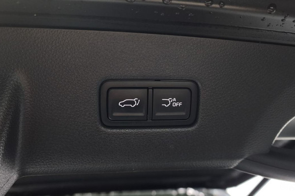 2023 Kia Carnival с пробегом 55 482 км