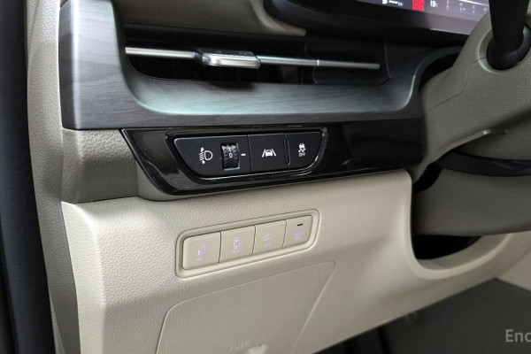 2022 Kia Carnival с пробегом 20 324 км