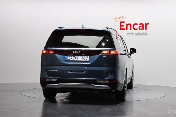 2022 Kia Carnival с пробегом 61 147 км