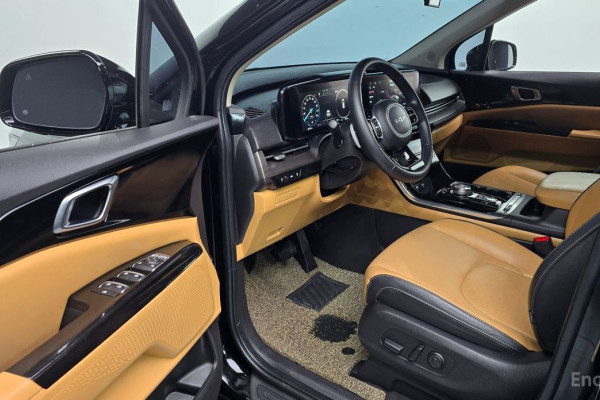 2022 Kia Carnival с пробегом 56 141 км